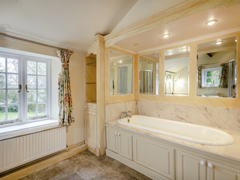 En-suite | White House Farm, Fring, near Kings Lynn