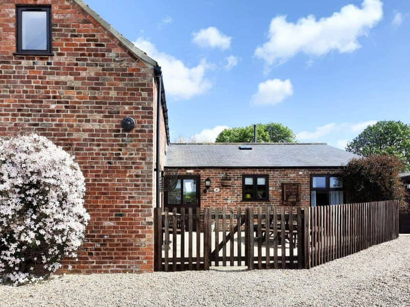 Exterior | Plum Cottage - Langham Barns, Mumby, near Anderby Creek