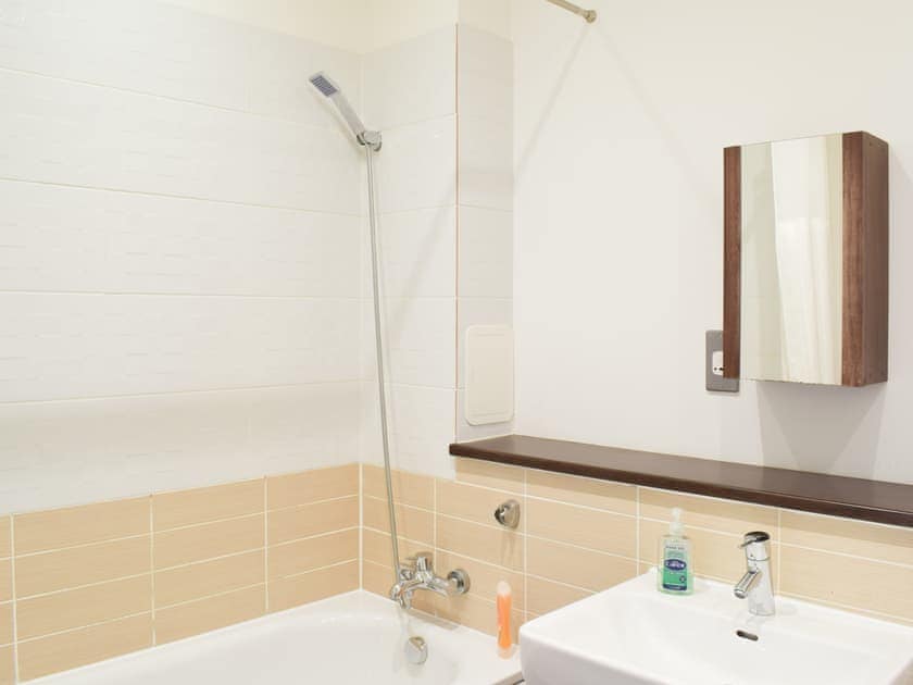 Bathroom | Oswald Apartment, Glasgow