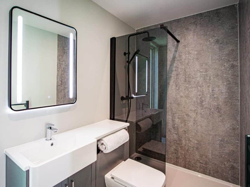 Shower room | Spring Wood - Winster Pods, Windermere