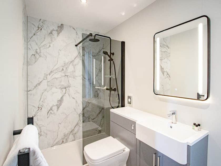 Shower room | Arles Beck - Winster Pods, Windermere