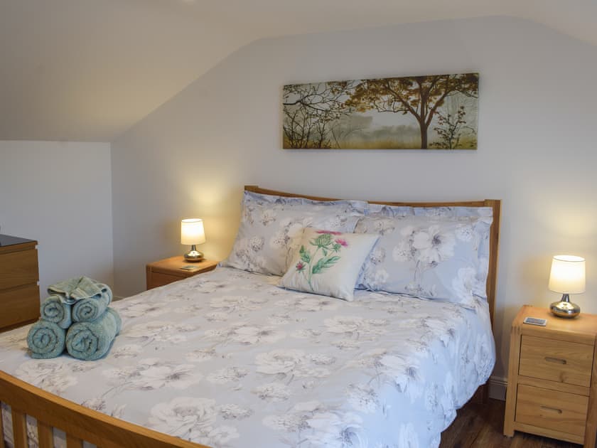 Double bedroom | Wayside Cottage, Dunoon