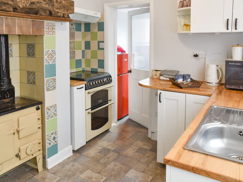 Kitchen | Dune-Cottage, Caister-on-Sea