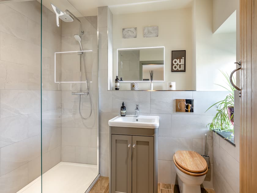 Shower room | The Granary - Old Mill Holidays, West Moneylaws, near Cornhill-upon-Tweed