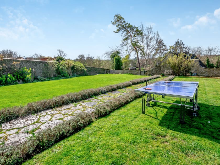 Garden and grounds | The Malthouse, Norton St. Philip, near Bath