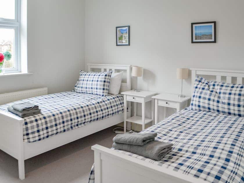 Twin bedroom | Fox House, Alnwick