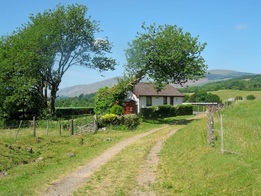 Exterior | Gean Cottage, Rumbling Bridge, near Kinross