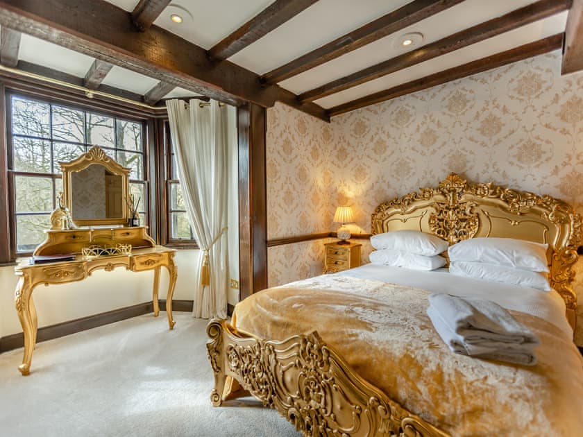 Double bedroom | Tormaukin House, Glendevon, near Gleneagles