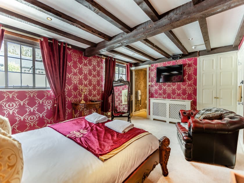 Double bedroom | Tormaukin House, Glendevon, near Gleneagles