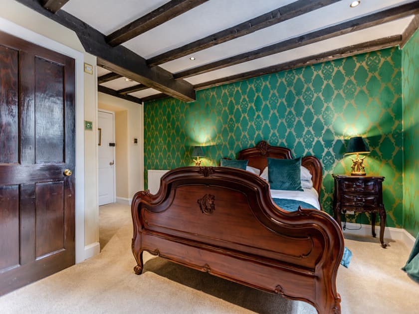 Double bedroom | Tormaukin House, Glendevon, near Gleneagles