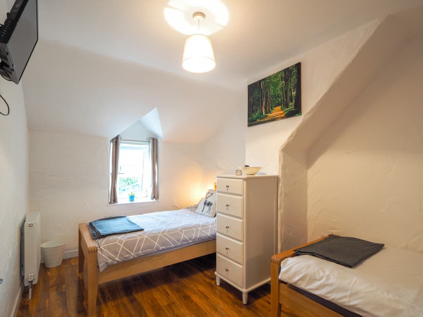 Twin bedroom | Ty Canol, Rhoshill, near Cardigan