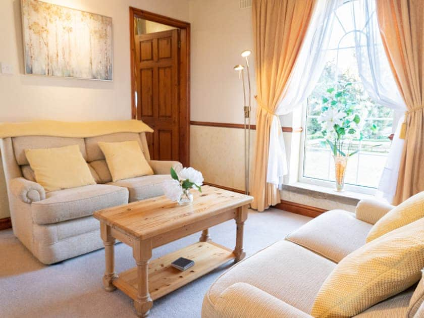 Beautiful light lounge | The Old Post Office, Thorpe Bassett, near Malton