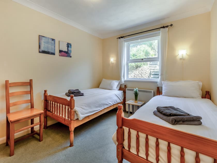 Twin bedroom | Seascape, Porthleven