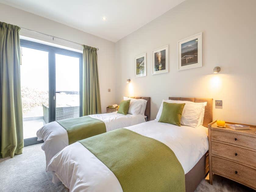 Twin bedroom | Blodfryn, Bryn Pydew, near Llandudno