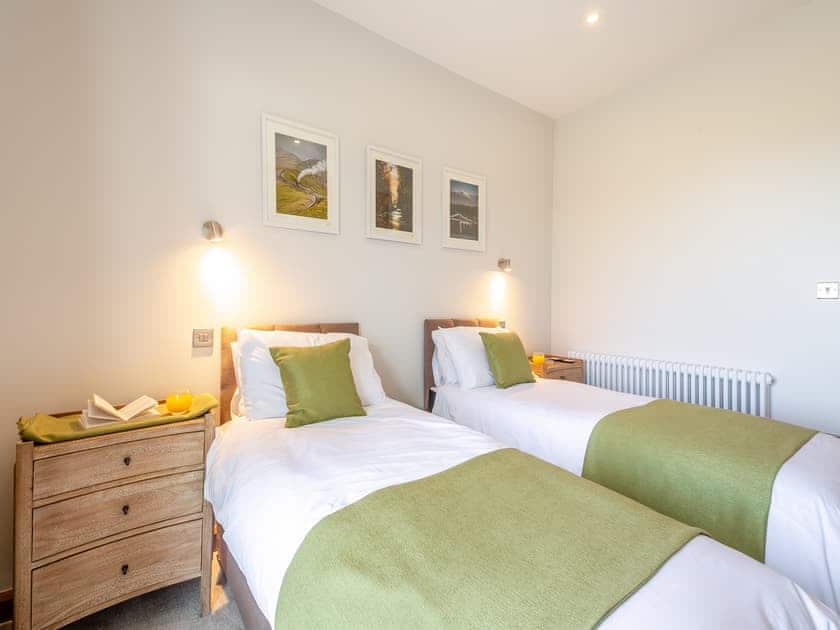 Twin bedroom | Blodfryn, Bryn Pydew, near Llandudno