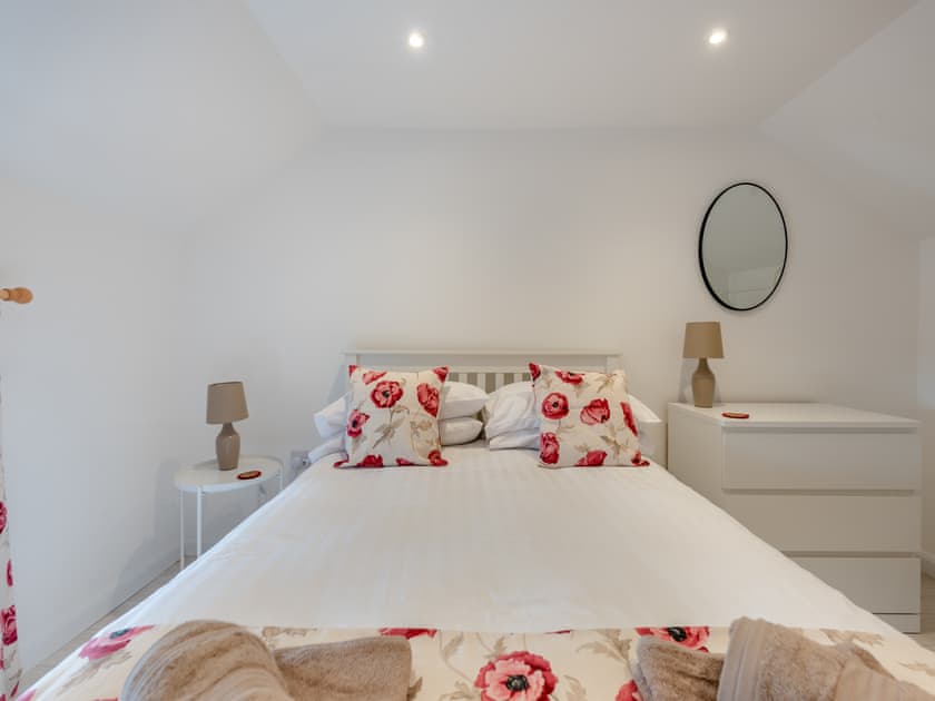 Double bedroom | Gelli Villa, Hebron, near Narberth