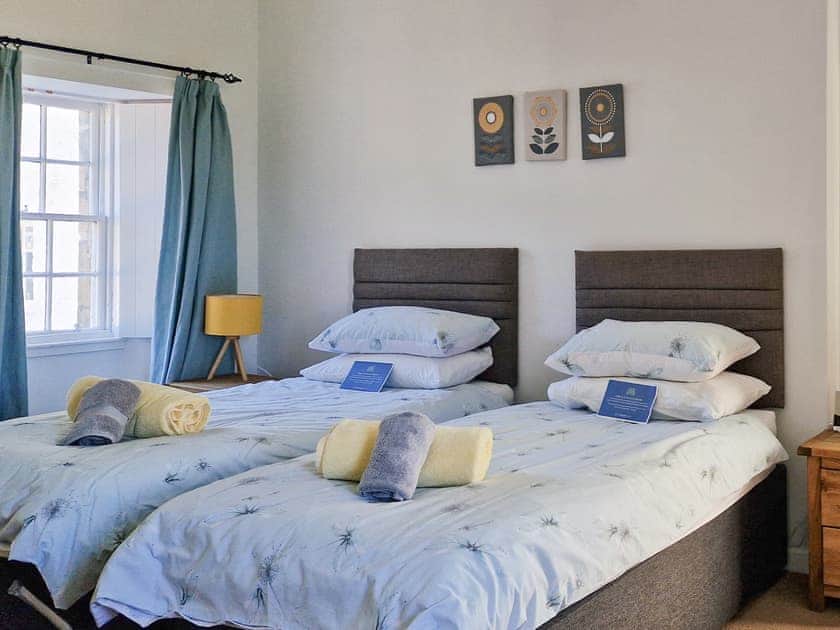 Twin bedroom | Key House, Falkland, near St Andrews