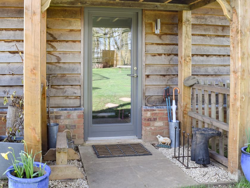 Exterior | Shepherd’s Loft, Ewelme