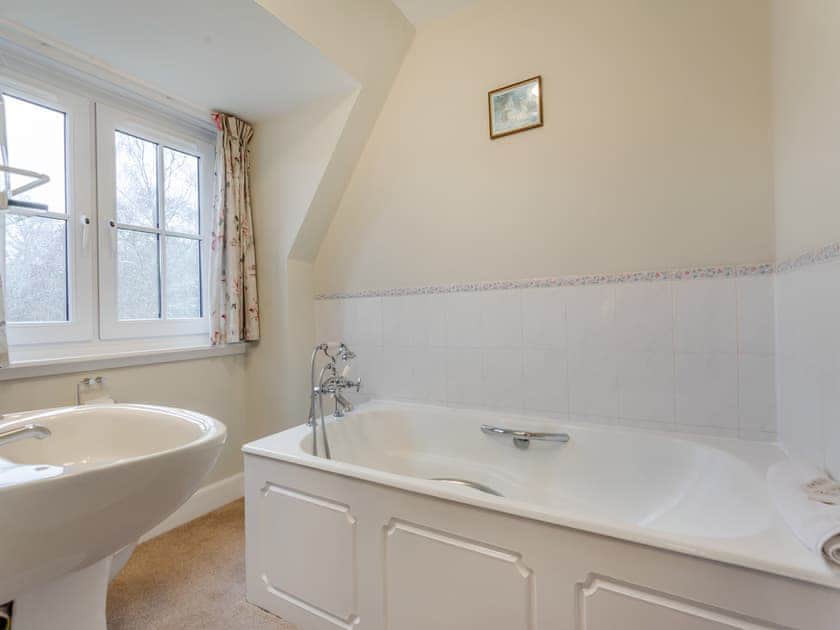 En-suite | Cruives Lodge, Beauly, near Inverness