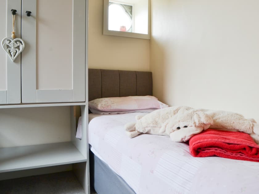 Twin bedroom | The Coach House - Blaithwaite Estate, Waverton, near Wigton