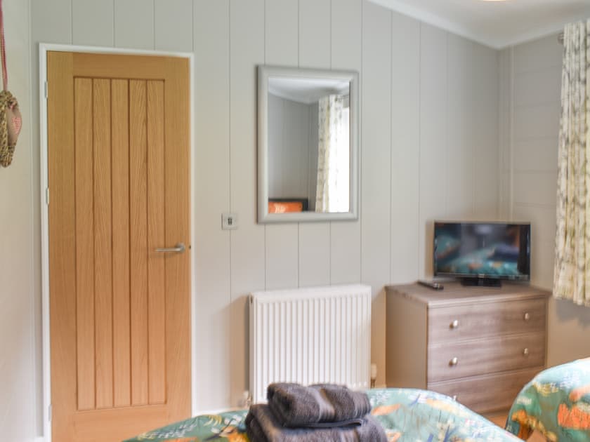 Twin bedroom | Holly Lodge - Holly and Pines Holidays, Holywell