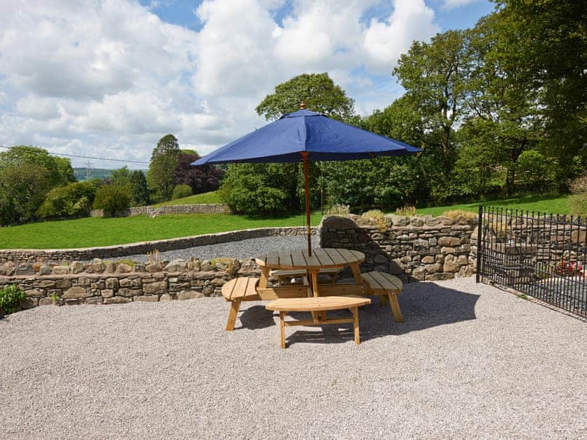 Outdoor area | Autumn Cottage - Helm Mount Barns, Barrows Green, near Kendal