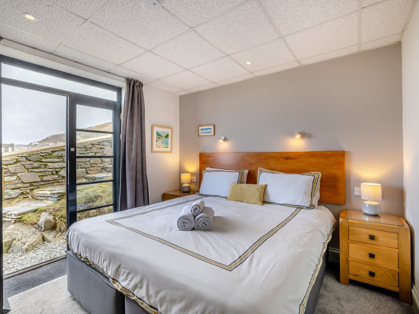 Double bedroom | Sunray Two - Sunray Suites, Barmouth