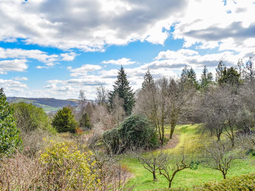 View | Juniper, Rose How 1 - Yewfield Apartments, Hawkshead