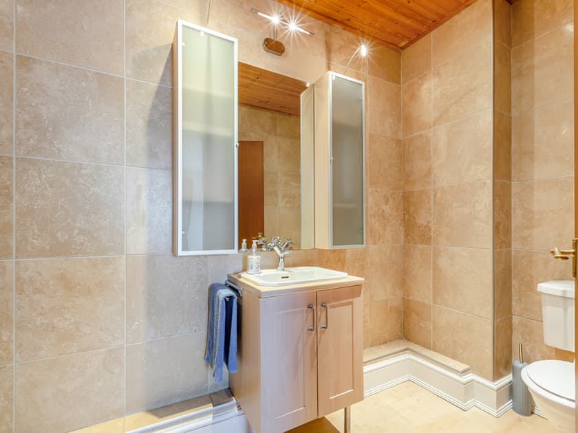 Shower room | Mulberry House, West Huntspill, Highbridge