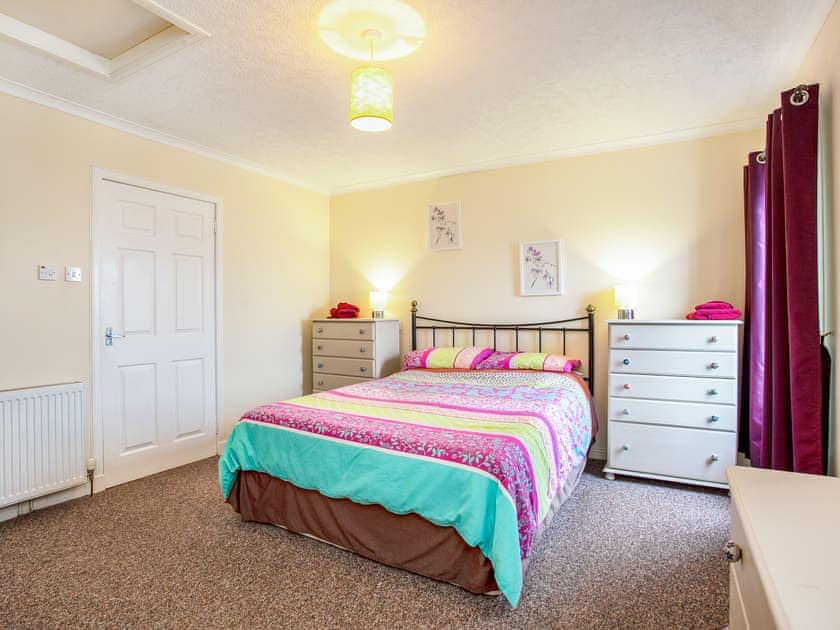 Double bedroom | Waterside Cottage, Kyleakin, Isle of Skye