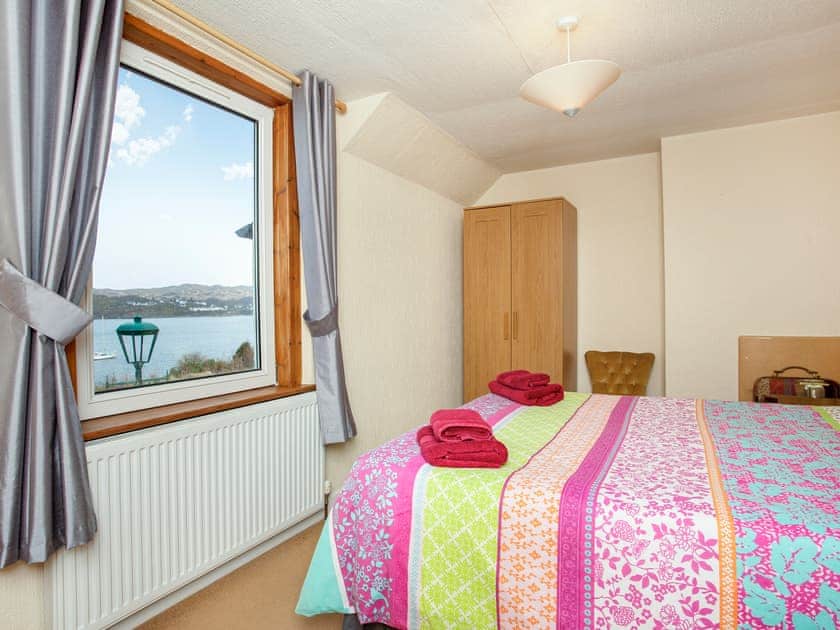 Double bedroom | Waterside Cottage, Kyleakin, Isle of Skye