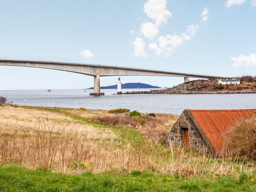 Surrounding area | Waterside Cottage, Kyleakin, Isle of Skye