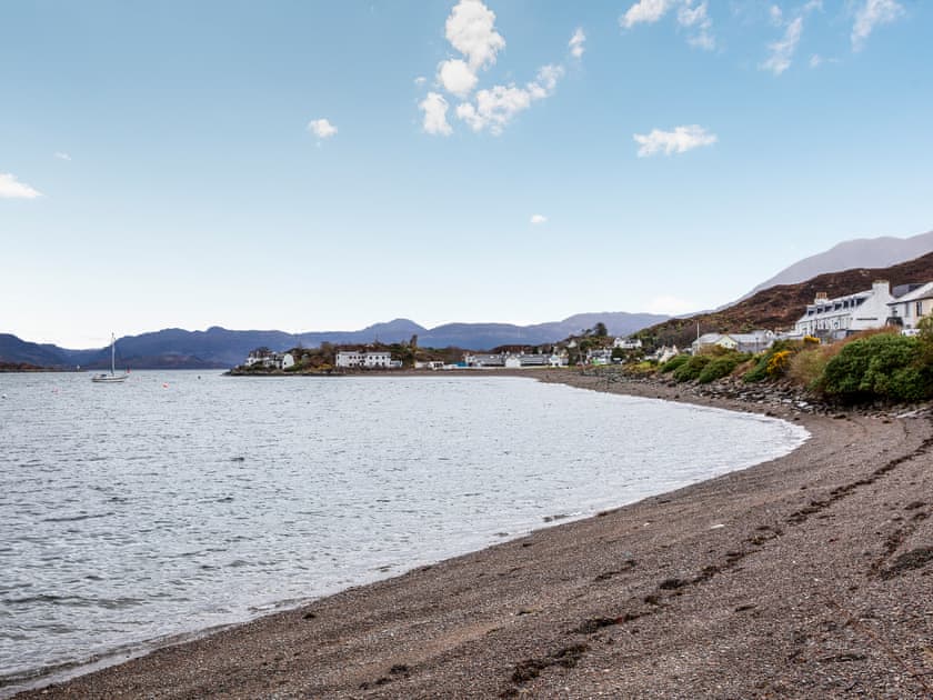 Surrounding area | Waterside Cottage, Kyleakin, Isle of Skye