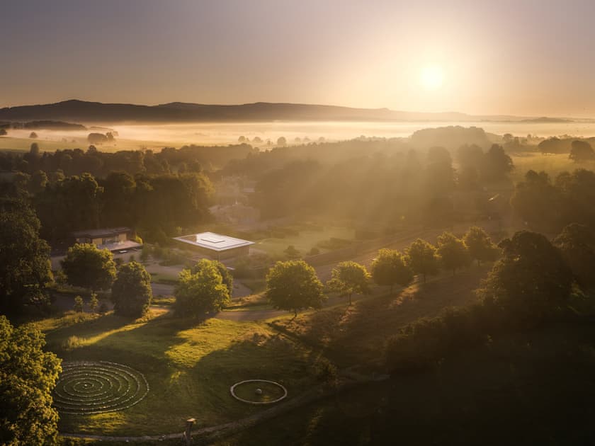 Setting | Bell Flat - Broughton Hall Estate, Broughton, near Skipton