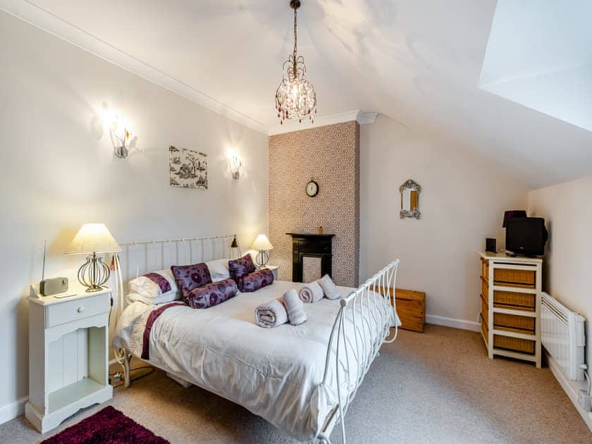 Double bedroom | Dotty Cottage, Chathill