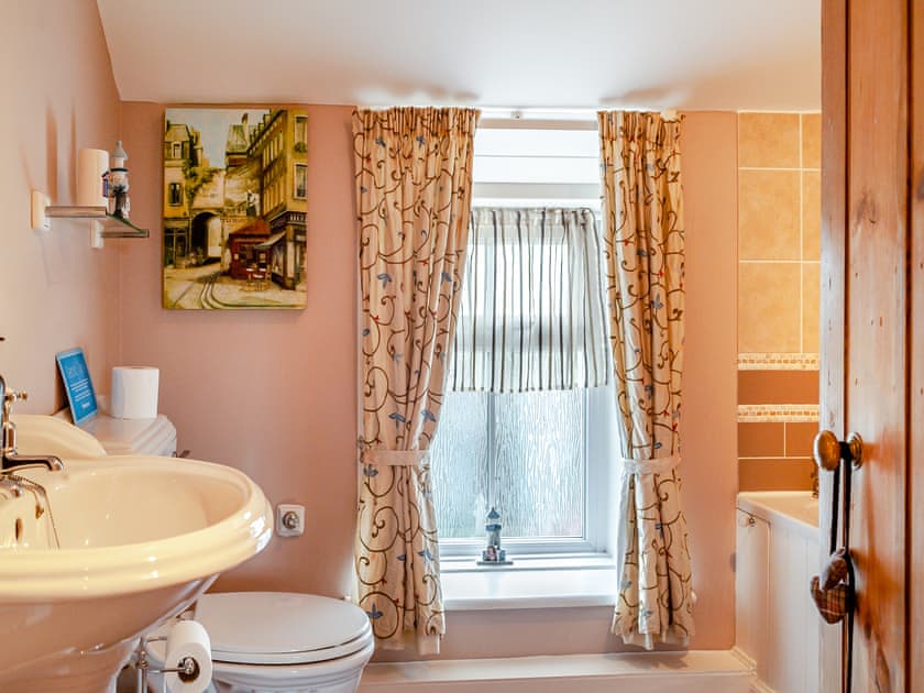 Bathroom | Dotty Cottage, Chathill