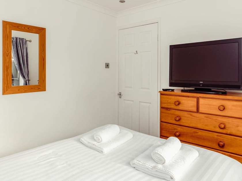 Double bedroom | Chalet 4, Flookburgh