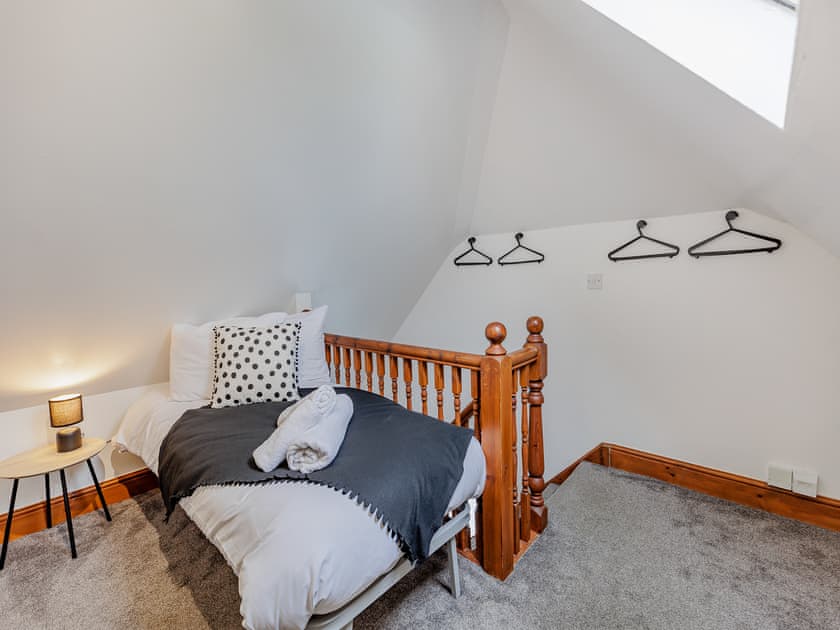 Family bedroom | The Pool House, Sittingbourne