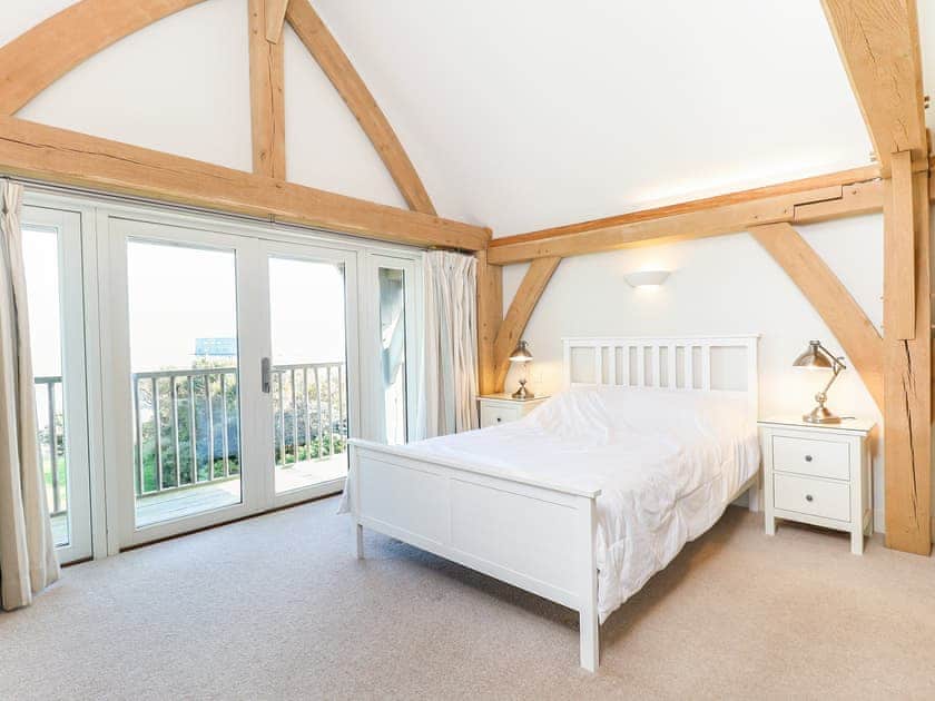 1st floor master bedroom | Beach Side, Bembridge