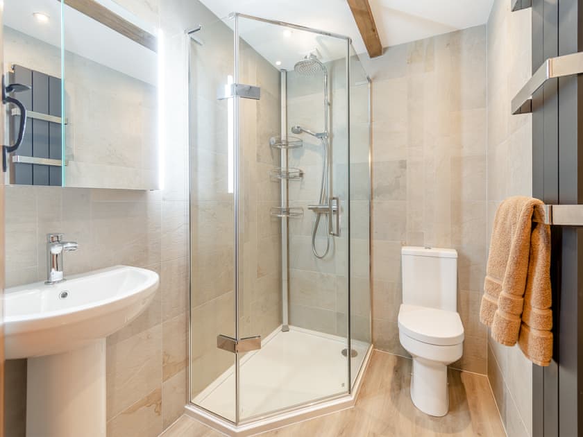 Shower room | Nobles Cottage - Whitby Cottages, Whitby