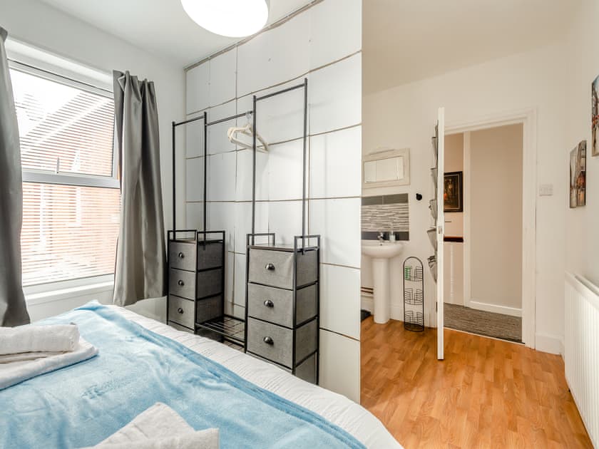 Double or twin ensuite bedroom 4  | Beachaven, Weymouth
