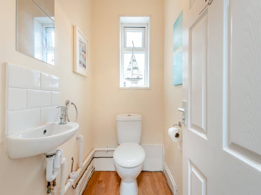 Family Toilet  | Beachaven, Weymouth