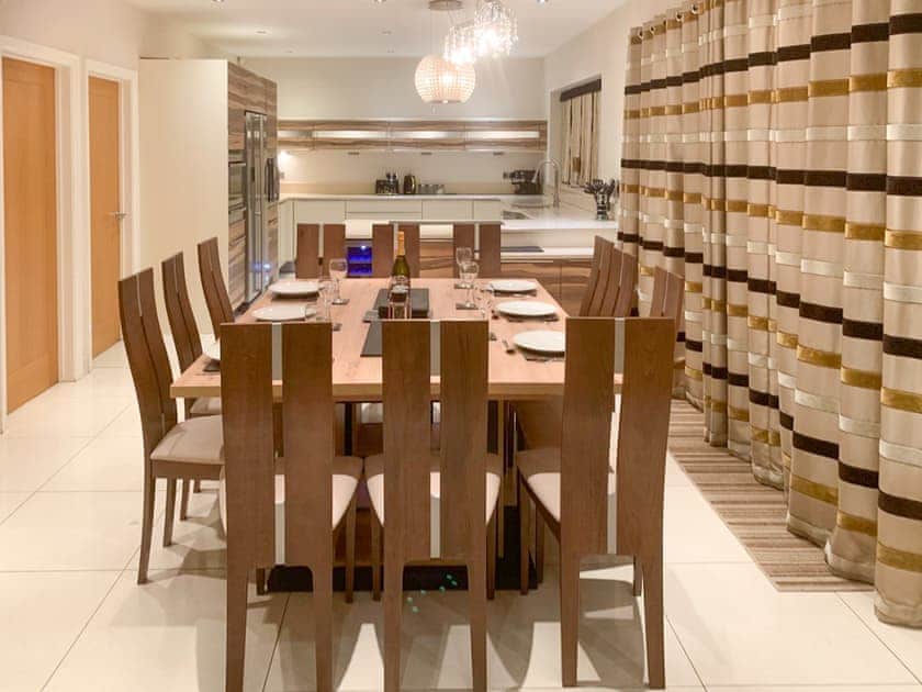 Dining Area | Wernddu Fechan House - Wernddu Properties, Neath