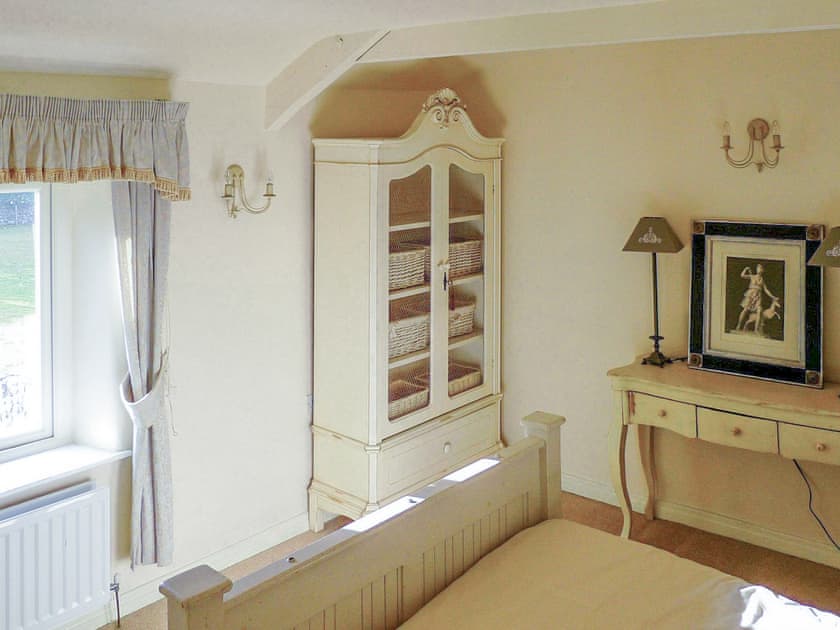 Double bedroom | Snowdrop Cottage, Thornton Steward, near Leyburn