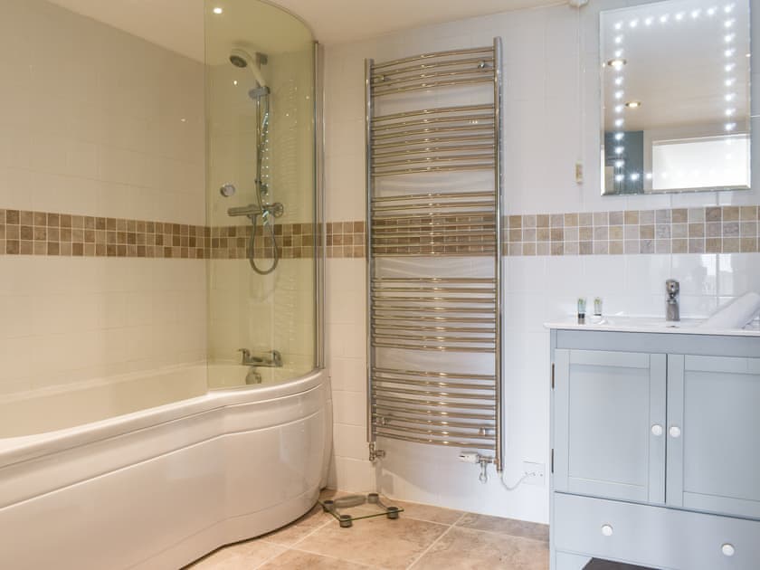 En-suite | Llamedos, Bideford