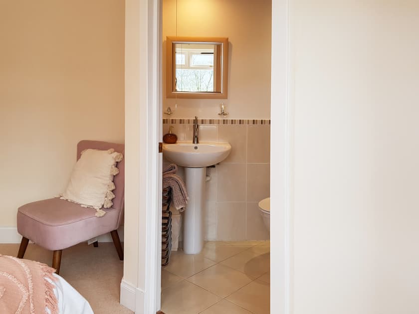 En-suite | The Old Post Office at Loch Tay, Aberfeldy, near Loch Tay