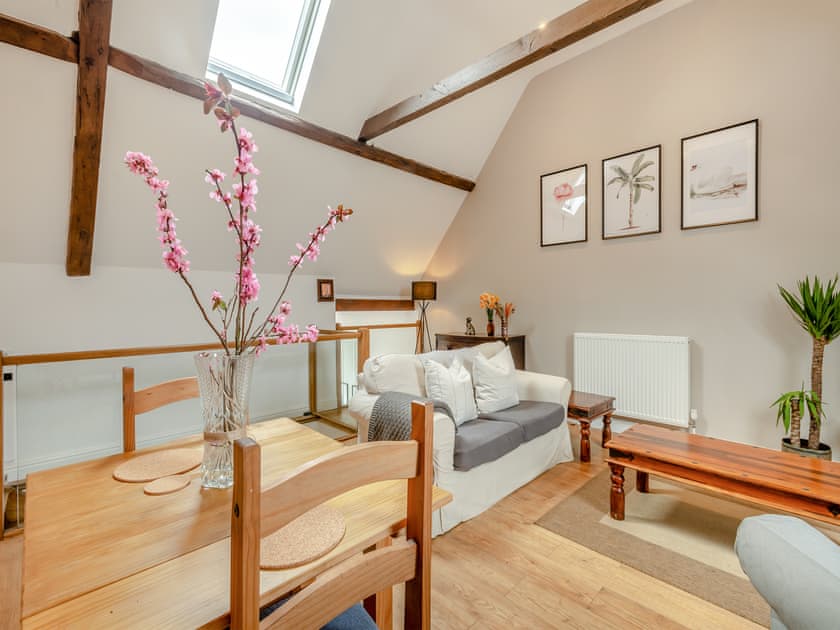 Dining Area | The Cart Lodge - Meadow Farm, Hickling