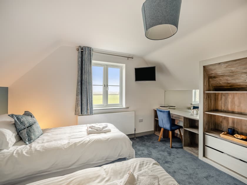 Twin bedroom | The Pastures - Lincolnshire Luxury Hideaways, Maltby-Le-Marsh