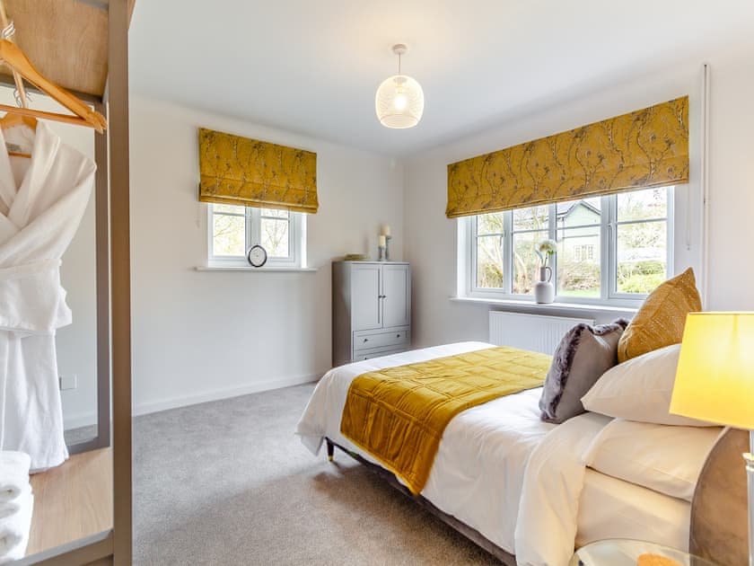 Double bedroom | Longridge, Peldon, near Colchester