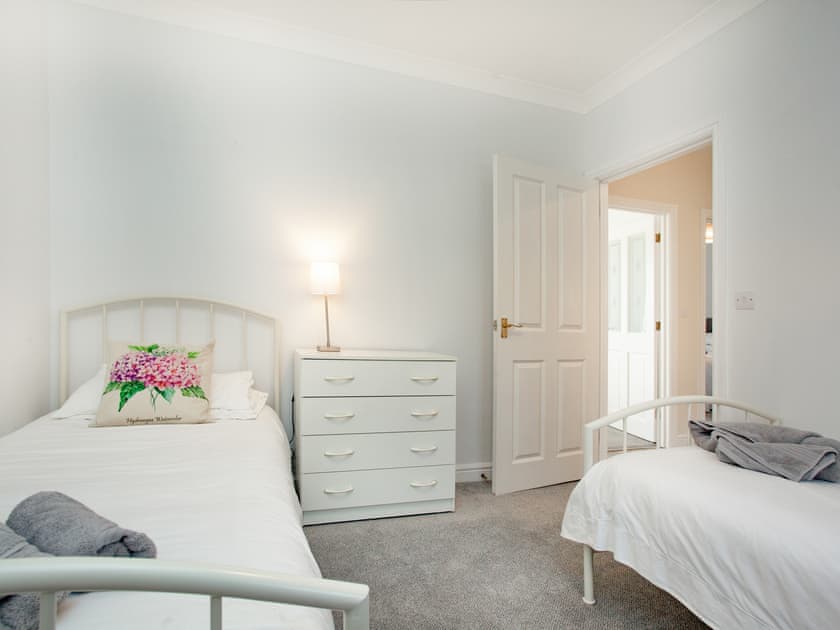 Twin bedroom | Greenfields - Primrose Farm Cottages, Upottery, near Honiton